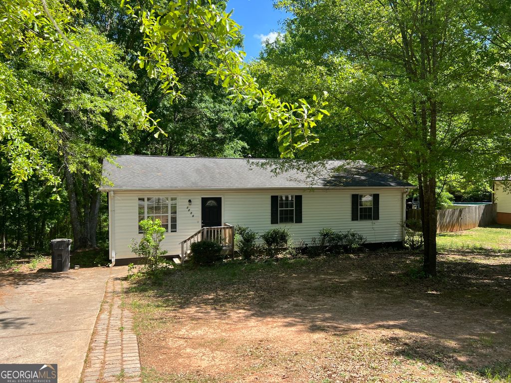 Photo of 2256 Christian Circle, Conyers, GA 30013 (MLS # 10739035)