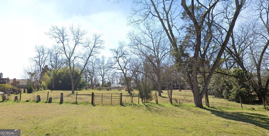 Photo of 218 Silver Circle, Warner Robins, GA 31093 (MLS # 10754974)