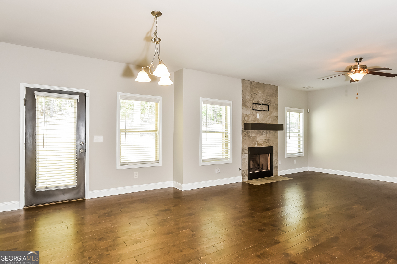 1700 Cobblefield CIR