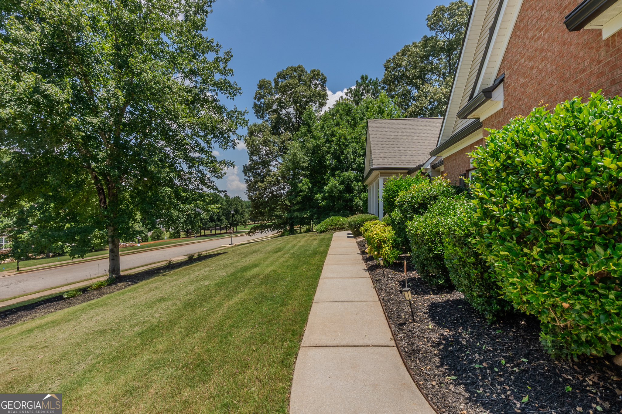 Sharpsburg, Georgia 30277, United States, 4 Bedrooms Bedrooms, ,4 BathroomsBathrooms,Residential,Active,168825