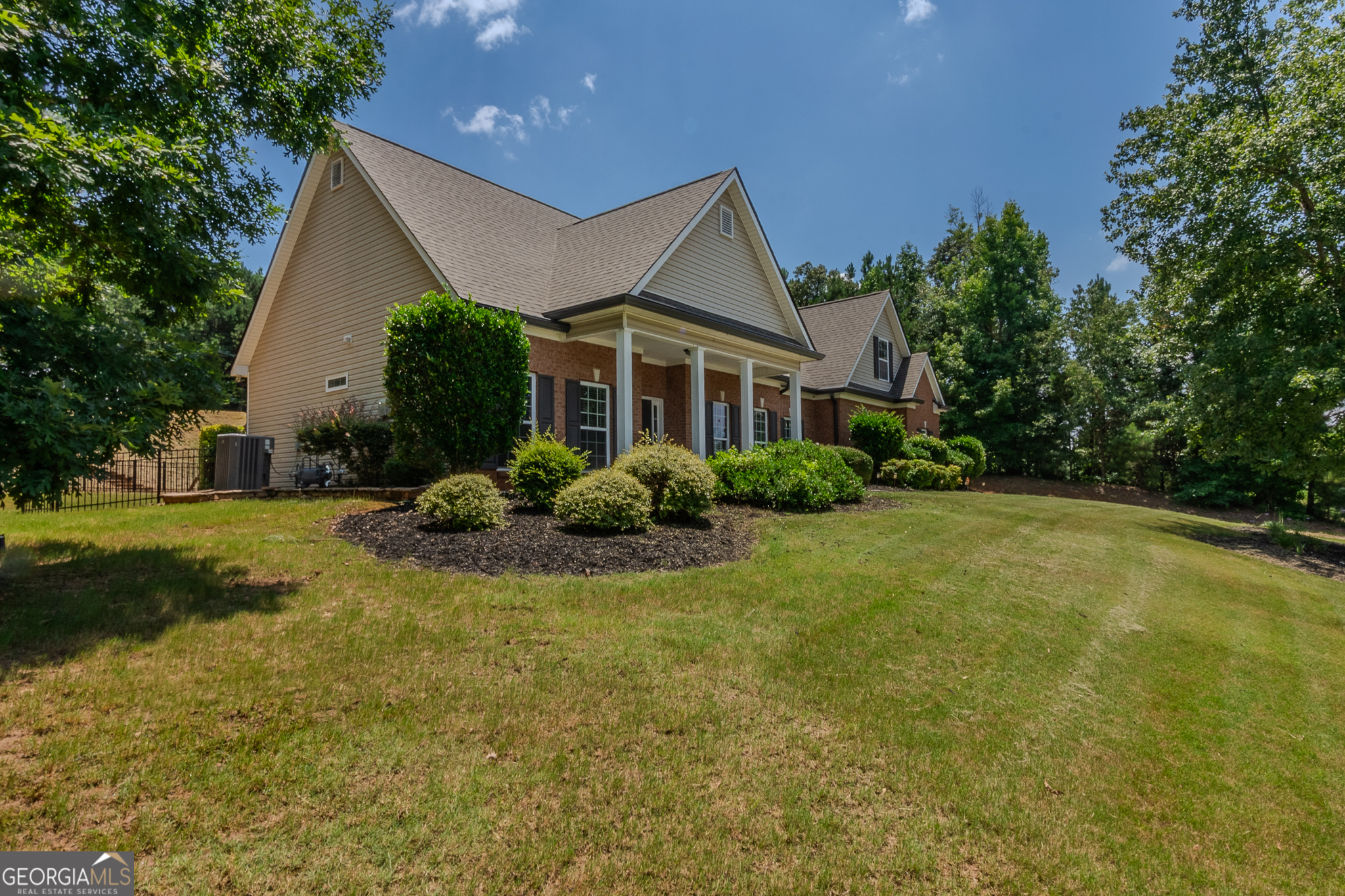 Sharpsburg, Georgia 30277, United States, 4 Bedrooms Bedrooms, ,4 BathroomsBathrooms,Residential,Active,168825