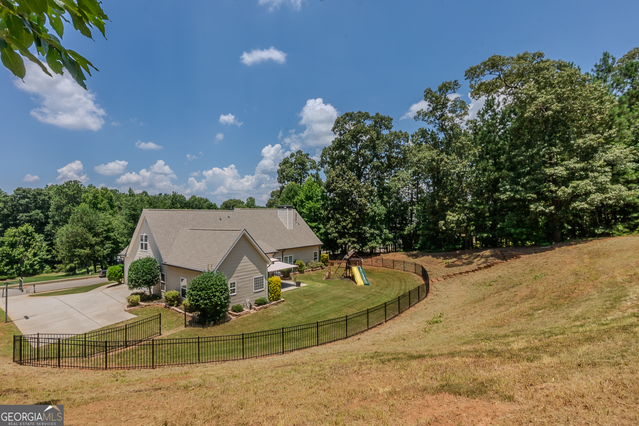 Sharpsburg, Georgia 30277, United States, 4 Bedrooms Bedrooms, ,4 BathroomsBathrooms,Residential,Active,168825