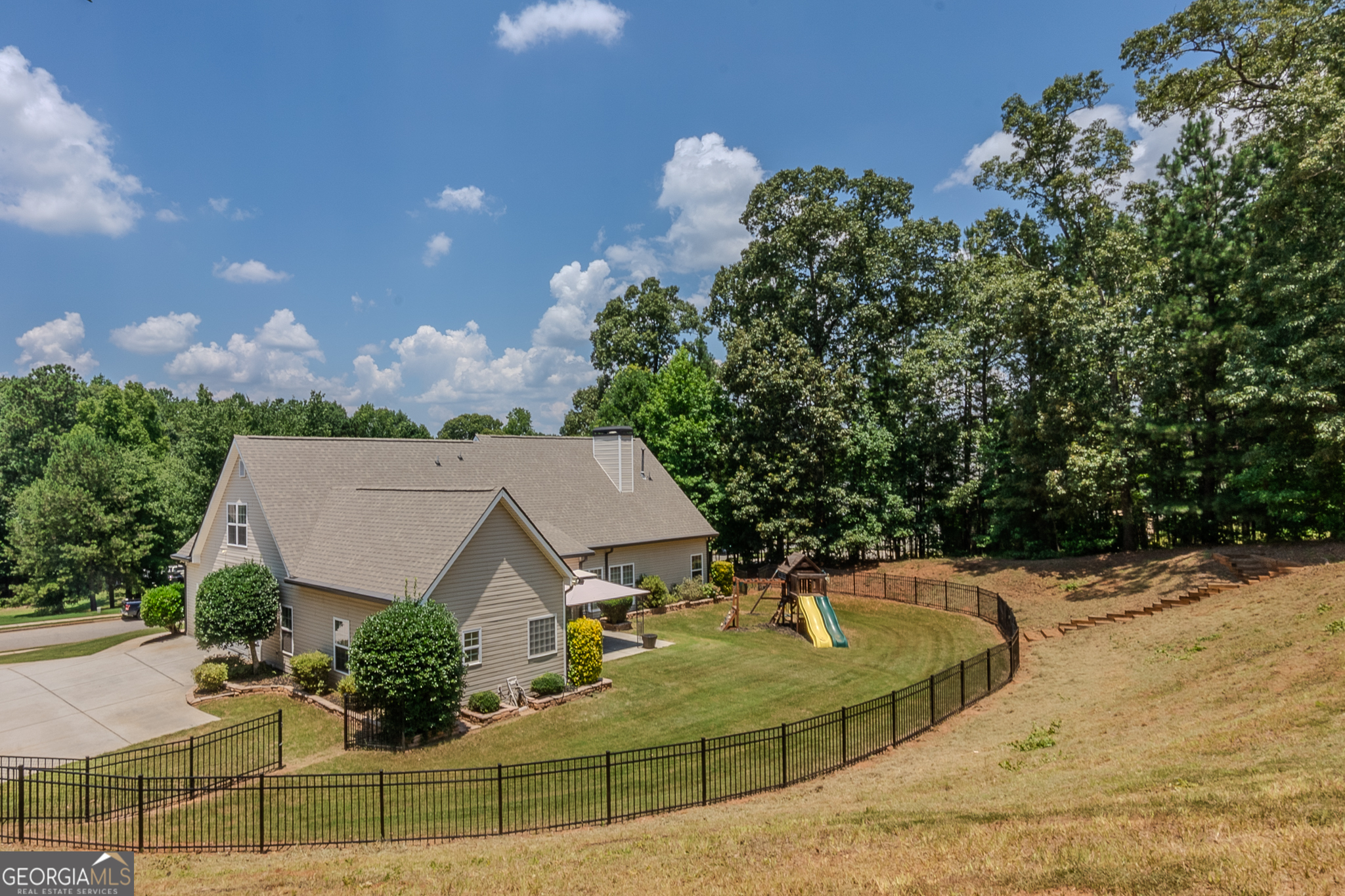 Sharpsburg, Georgia 30277, United States, 4 Bedrooms Bedrooms, ,4 BathroomsBathrooms,Residential,Active,168825