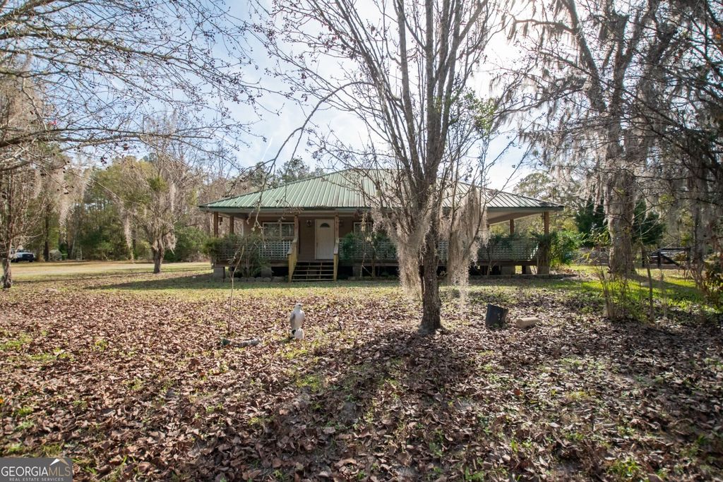 Photo of 3323 Clarks Bluff Road, Kingsland, GA 31548 (MLS # 10674557)