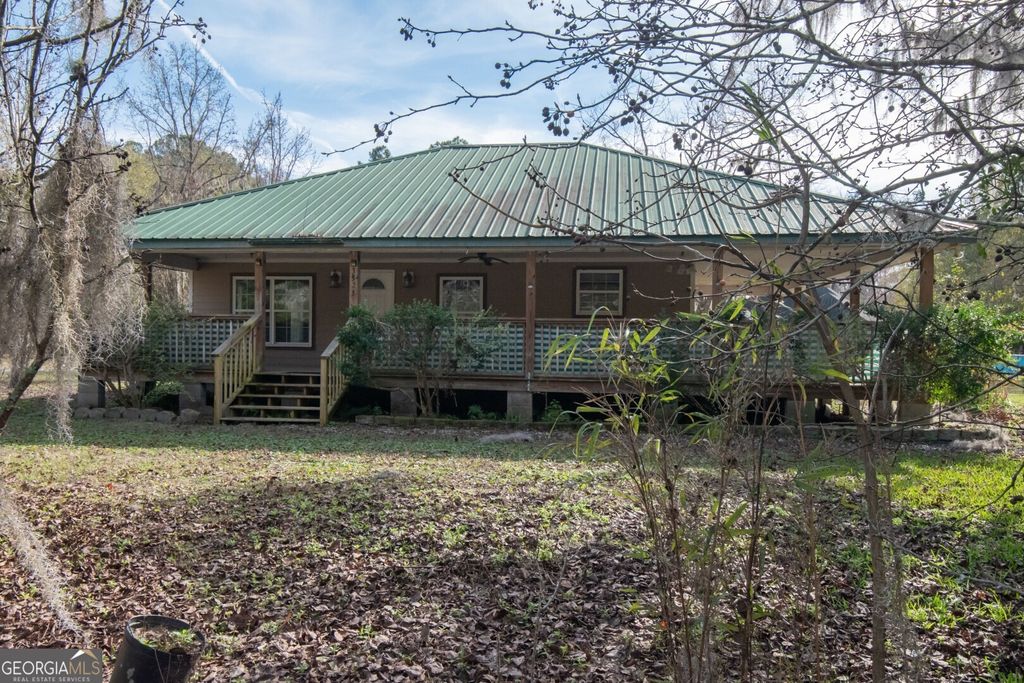 Photo of 3323 Clarks Bluff Road, Kingsland, GA 31548 (MLS # 10674557)