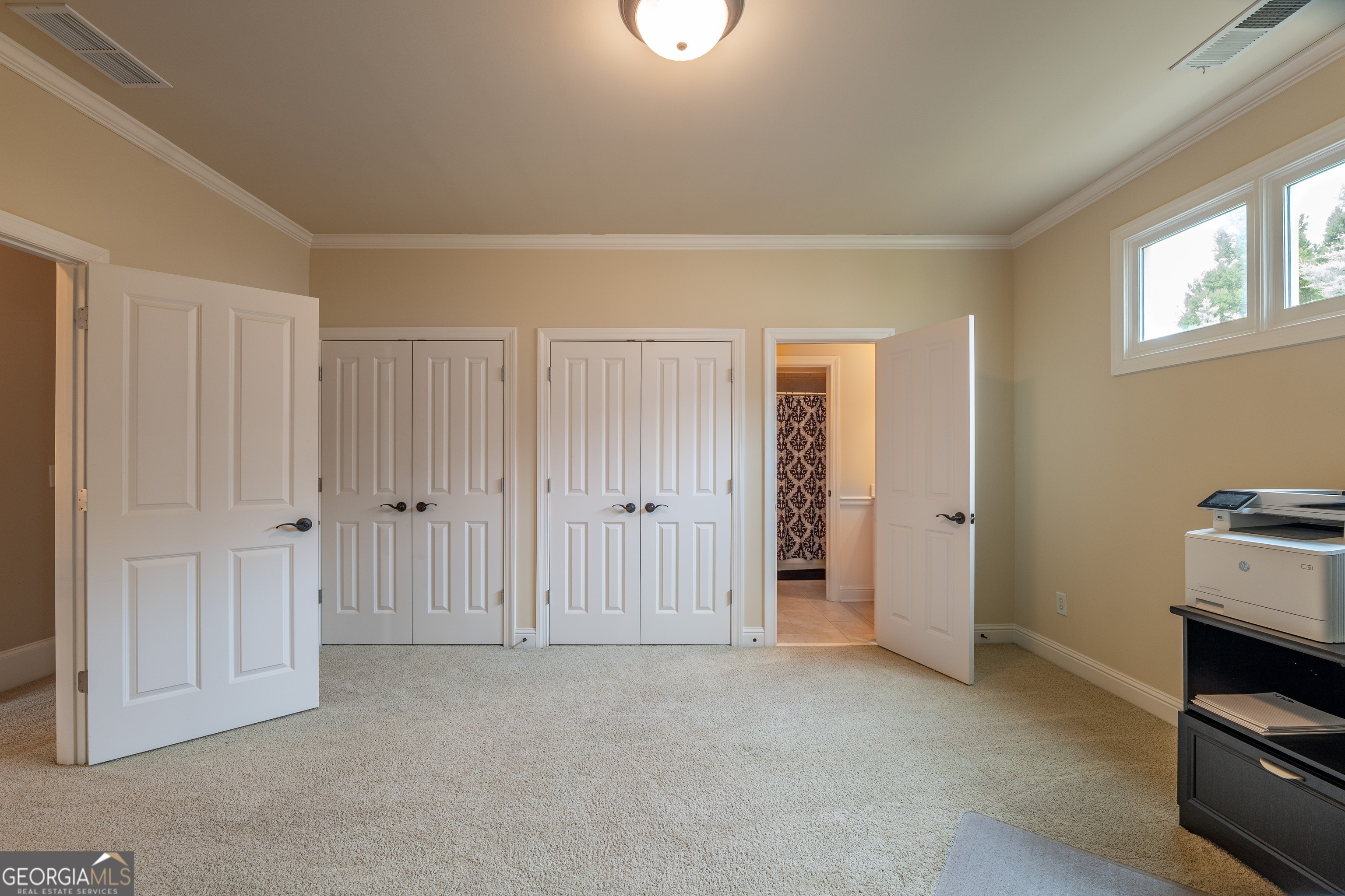 Brookview Manor - Residential