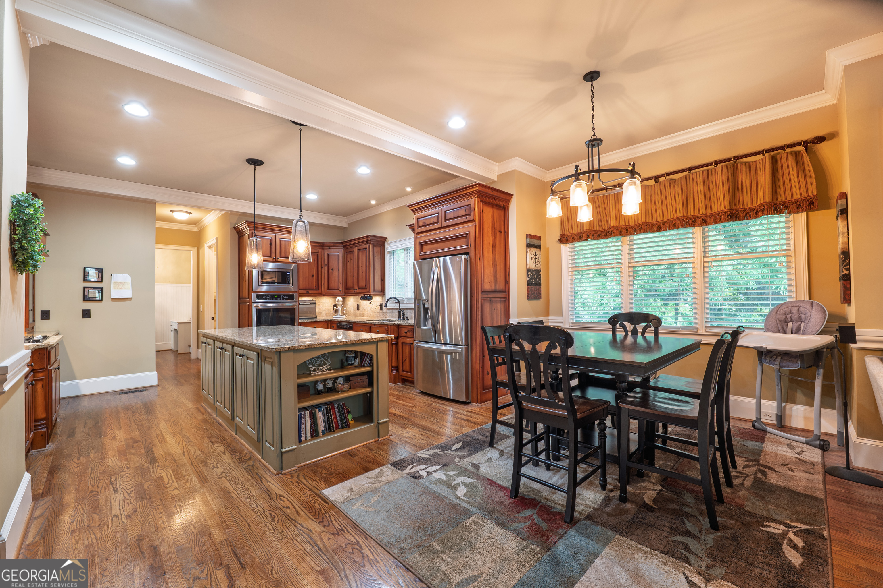 Brookview Manor - Residential