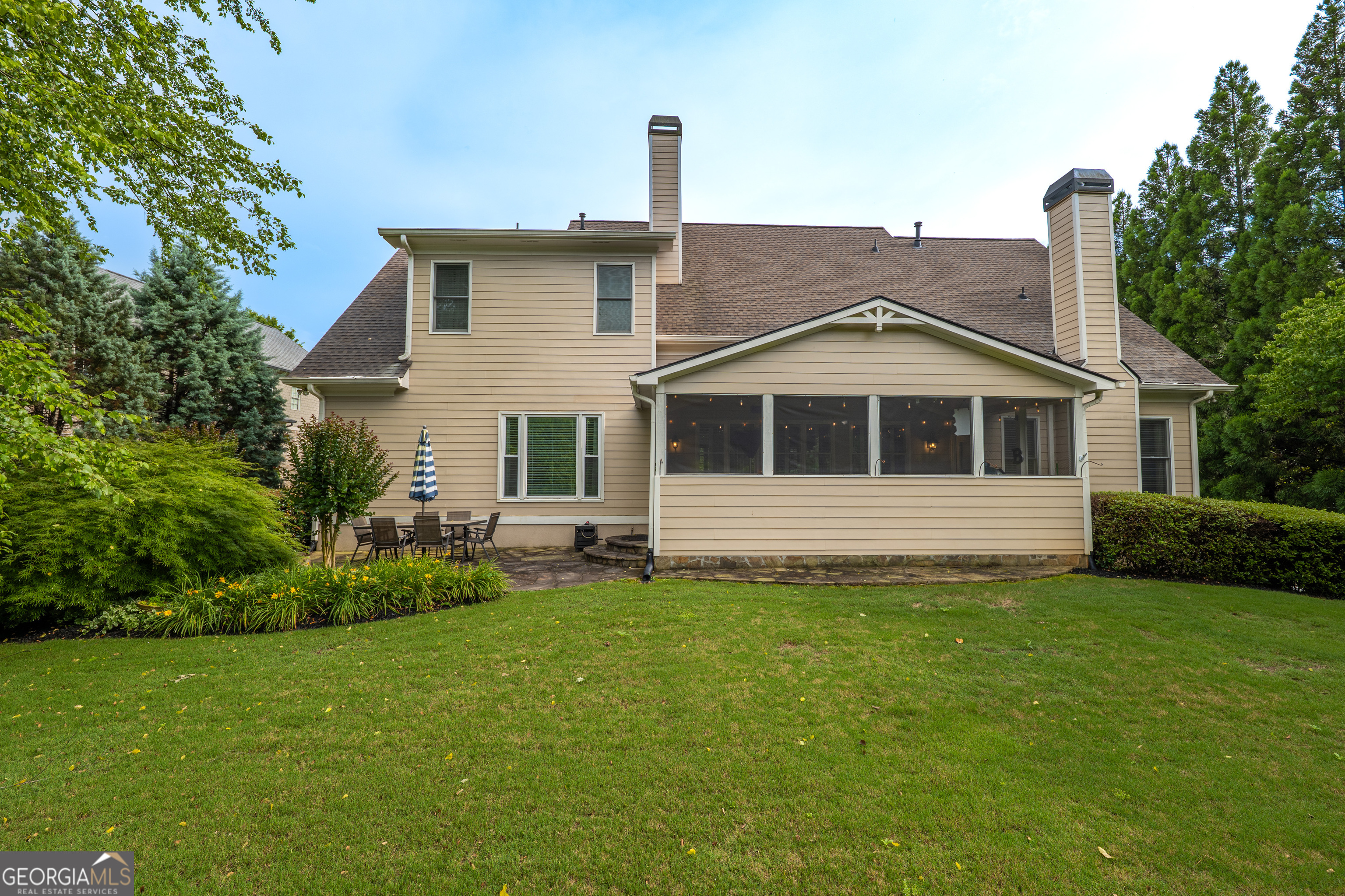 Brookview Manor - Residential