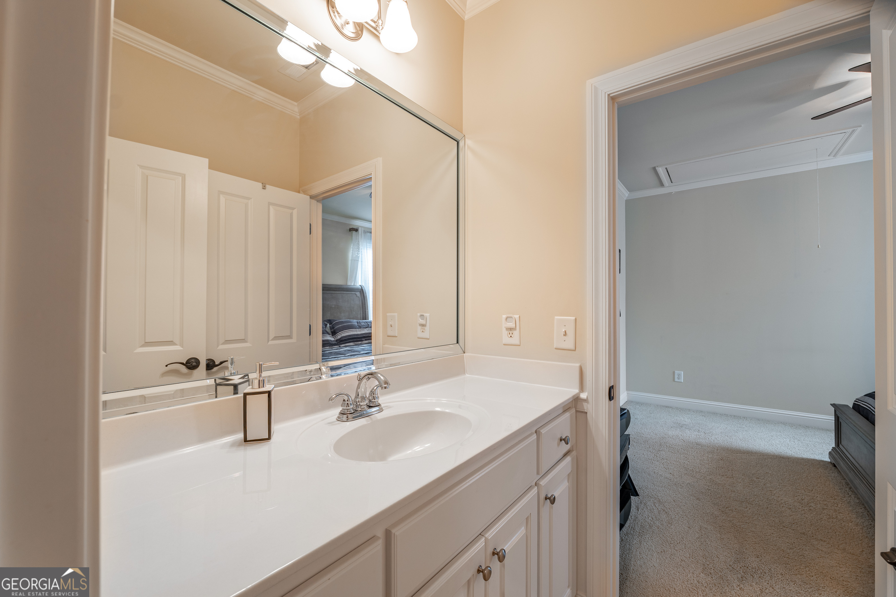 Brookview Manor - Residential