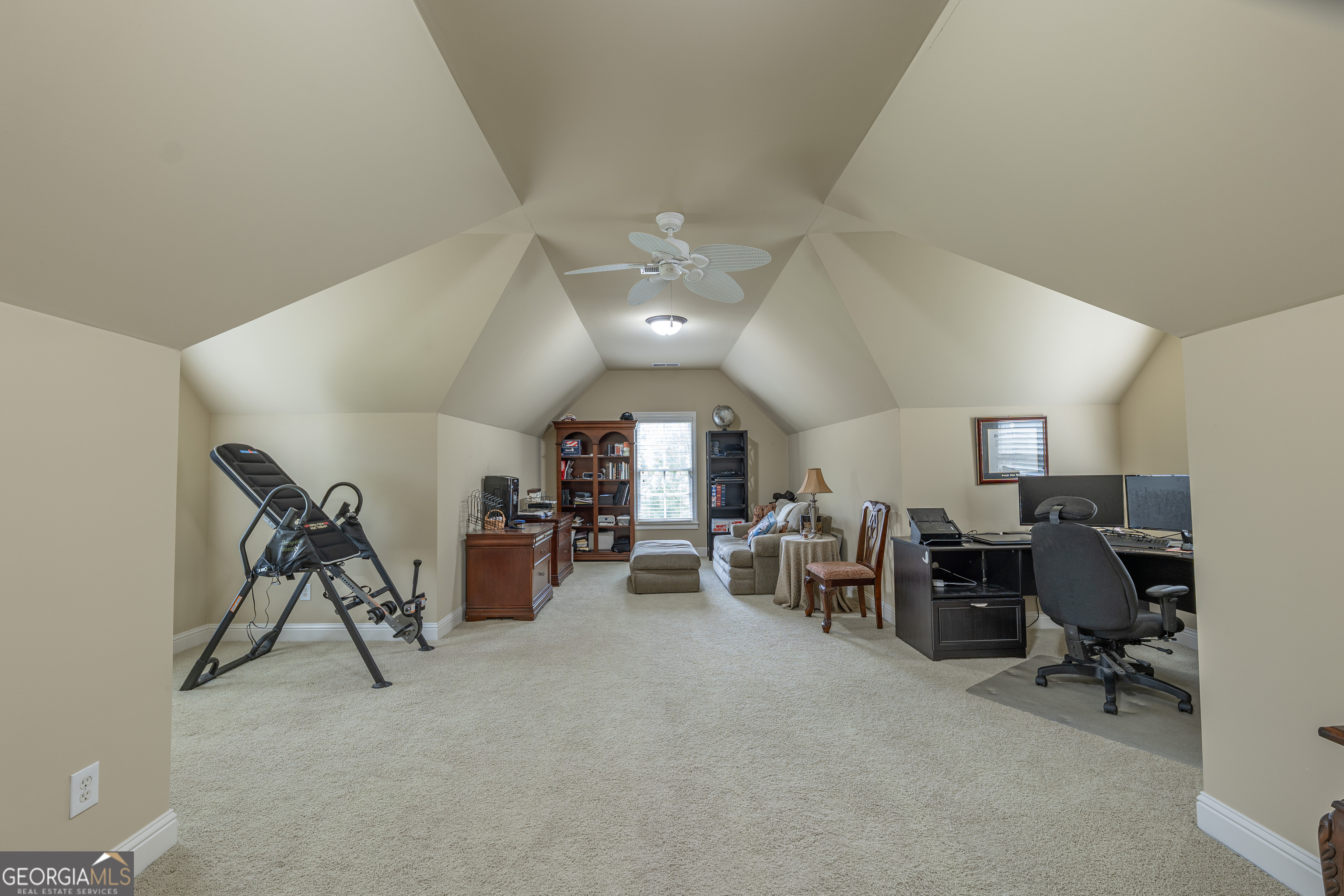 Brookview Manor - Residential