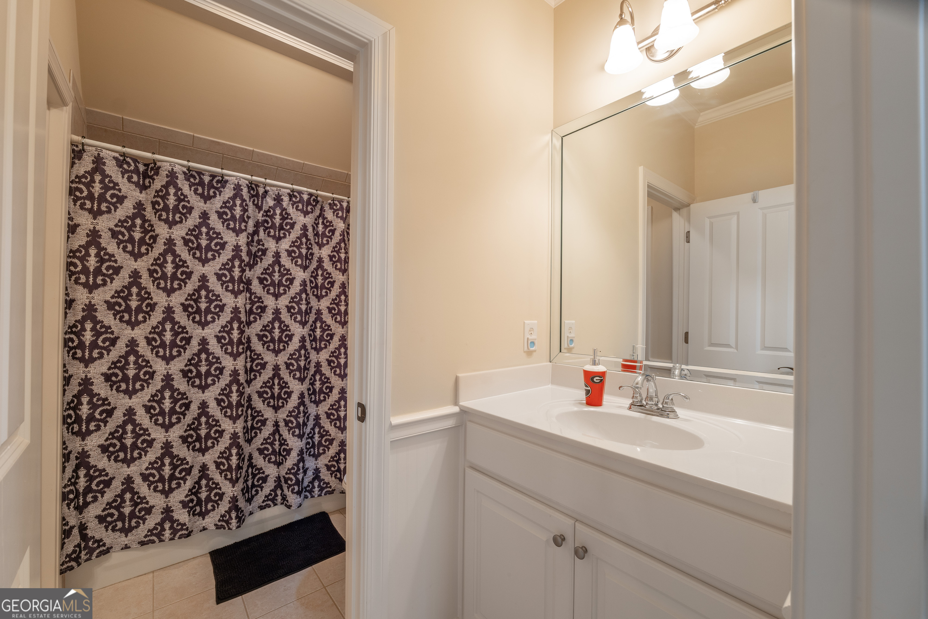 Brookview Manor - Residential