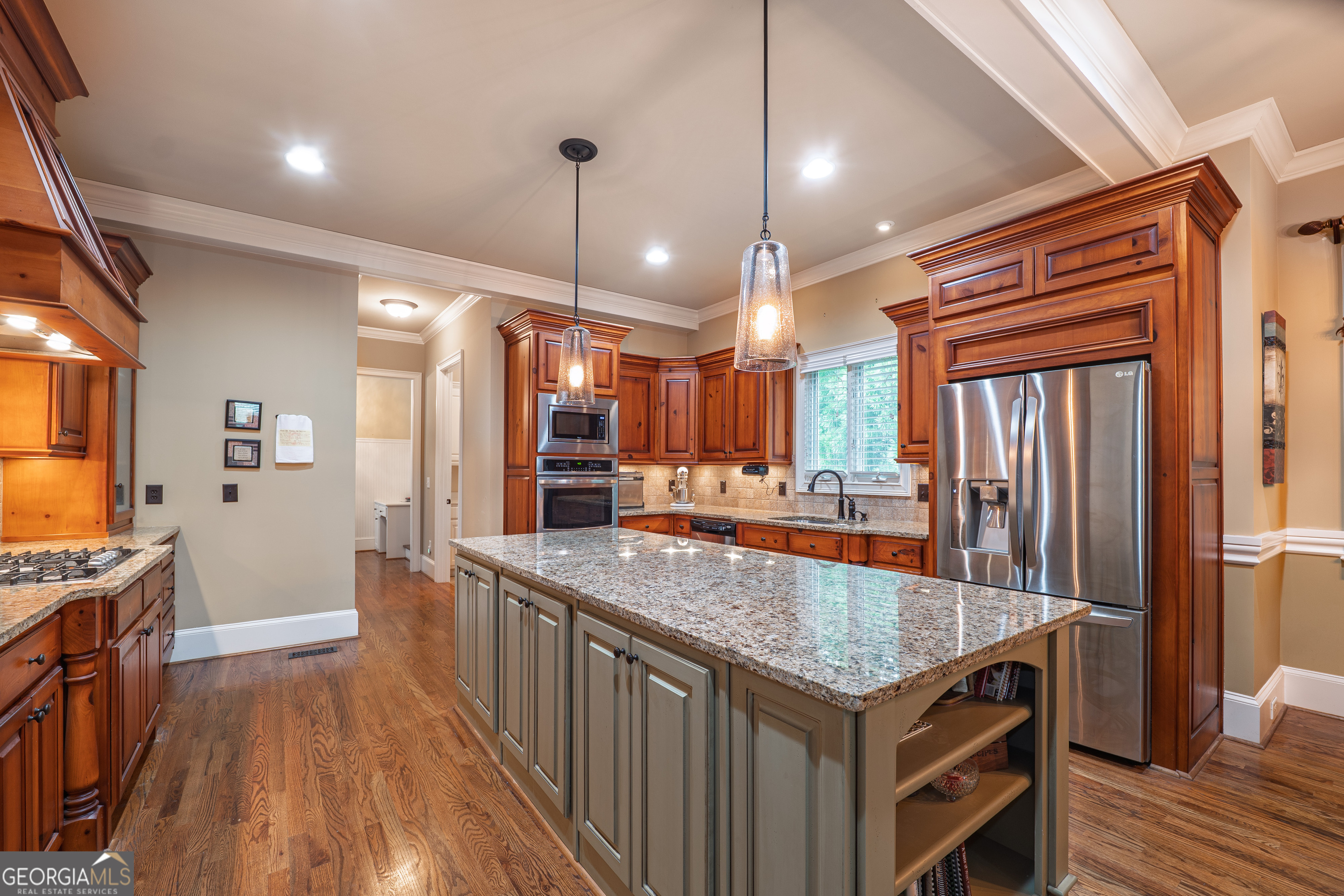 Brookview Manor - Residential