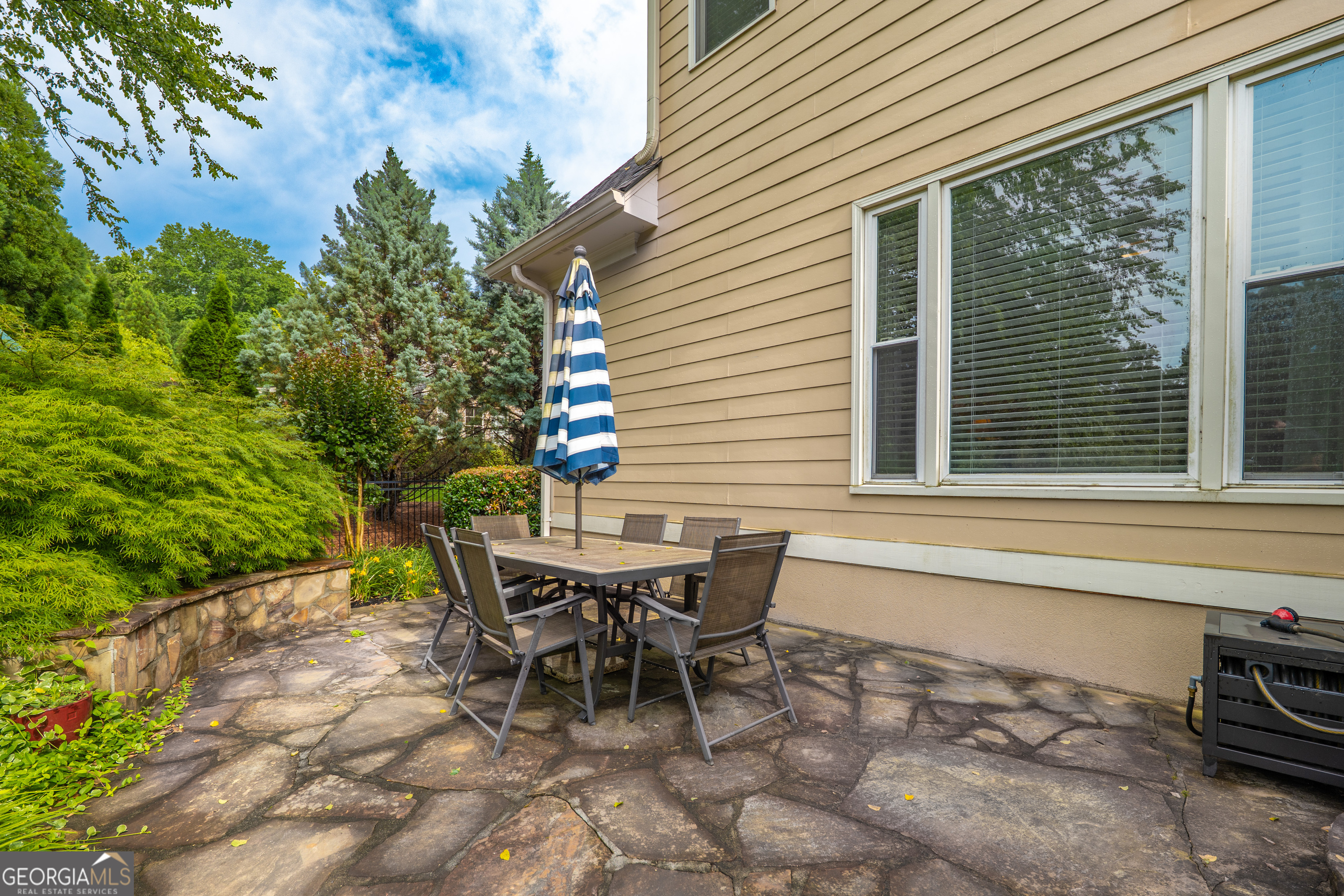 Brookview Manor - Residential