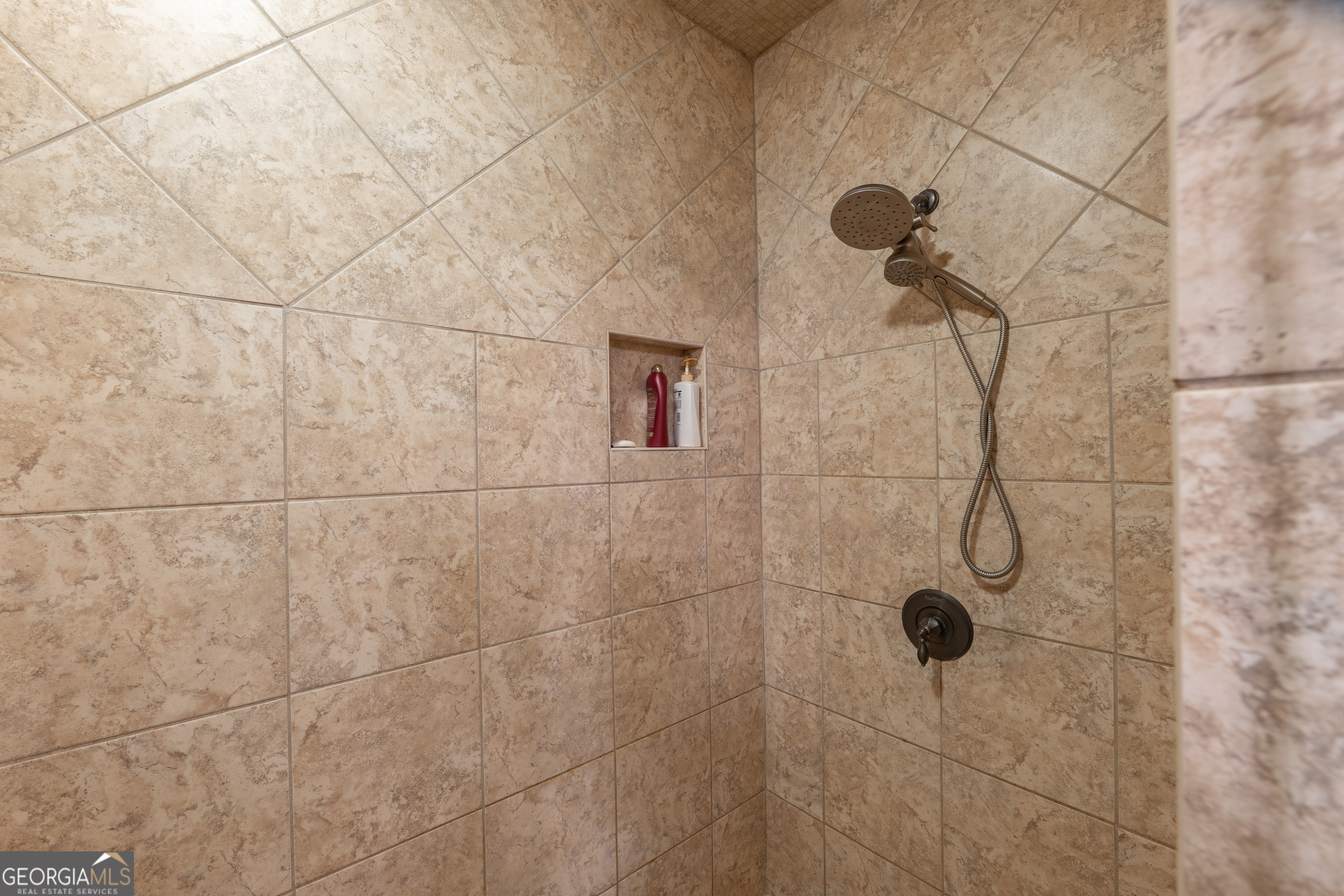 Brookview Manor - Residential