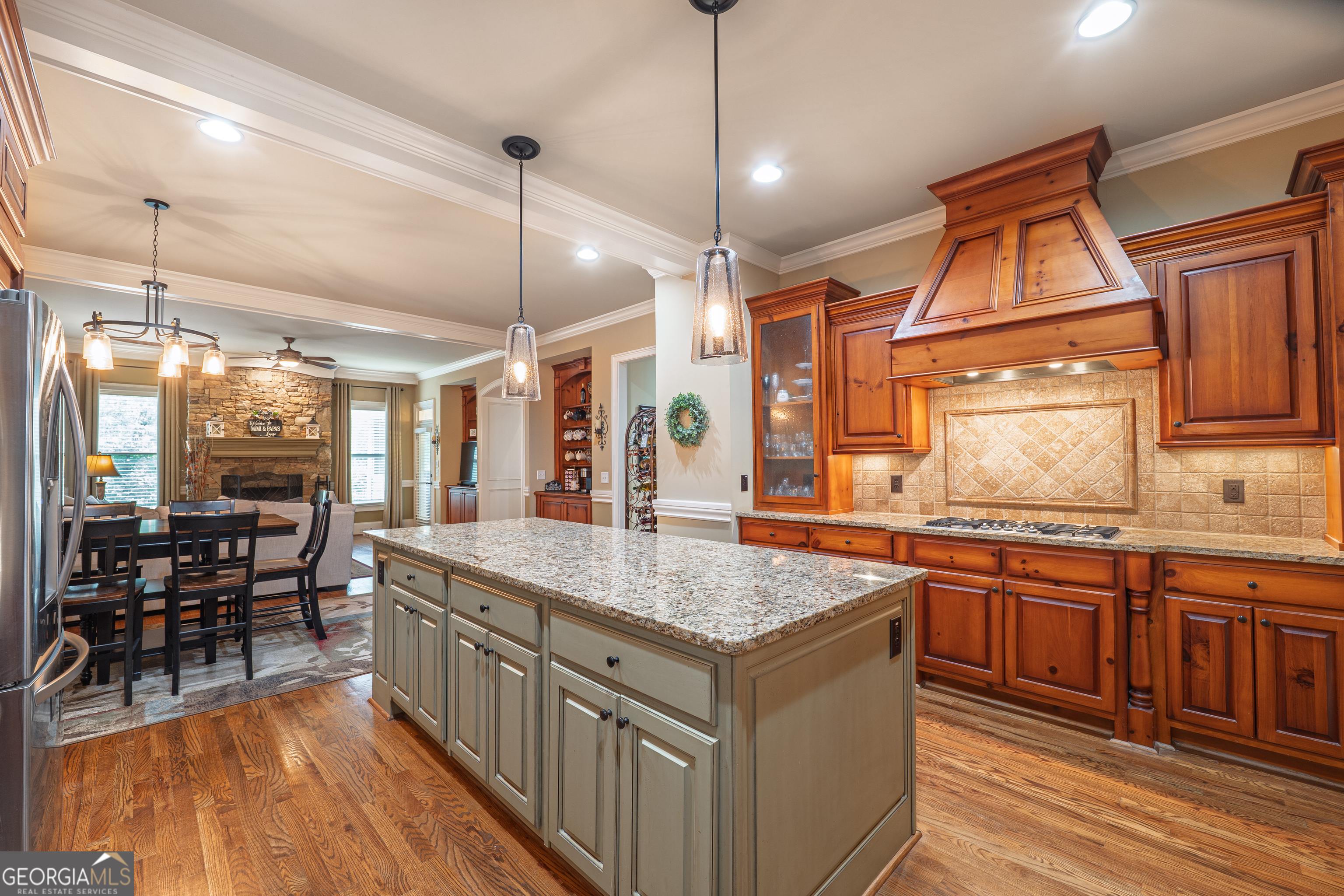 Brookview Manor - Residential