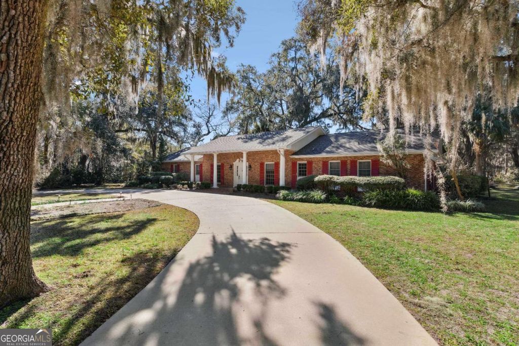 Photo of 109 King Cotton Road, Brunswick, GA 31525 (MLS # 10783880)