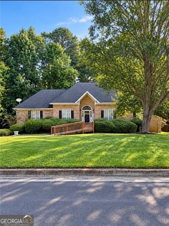 Photo of 5583 Shanon View, Douglasville, GA 30135 (MLS # 10849118)