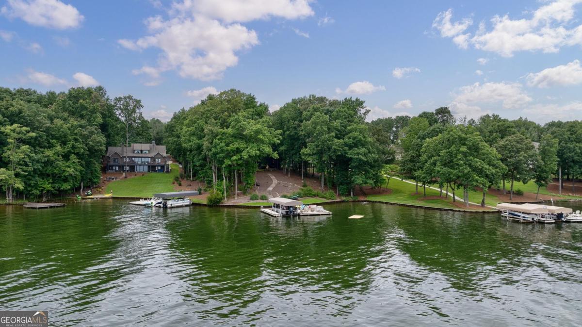 146 Long Island DR