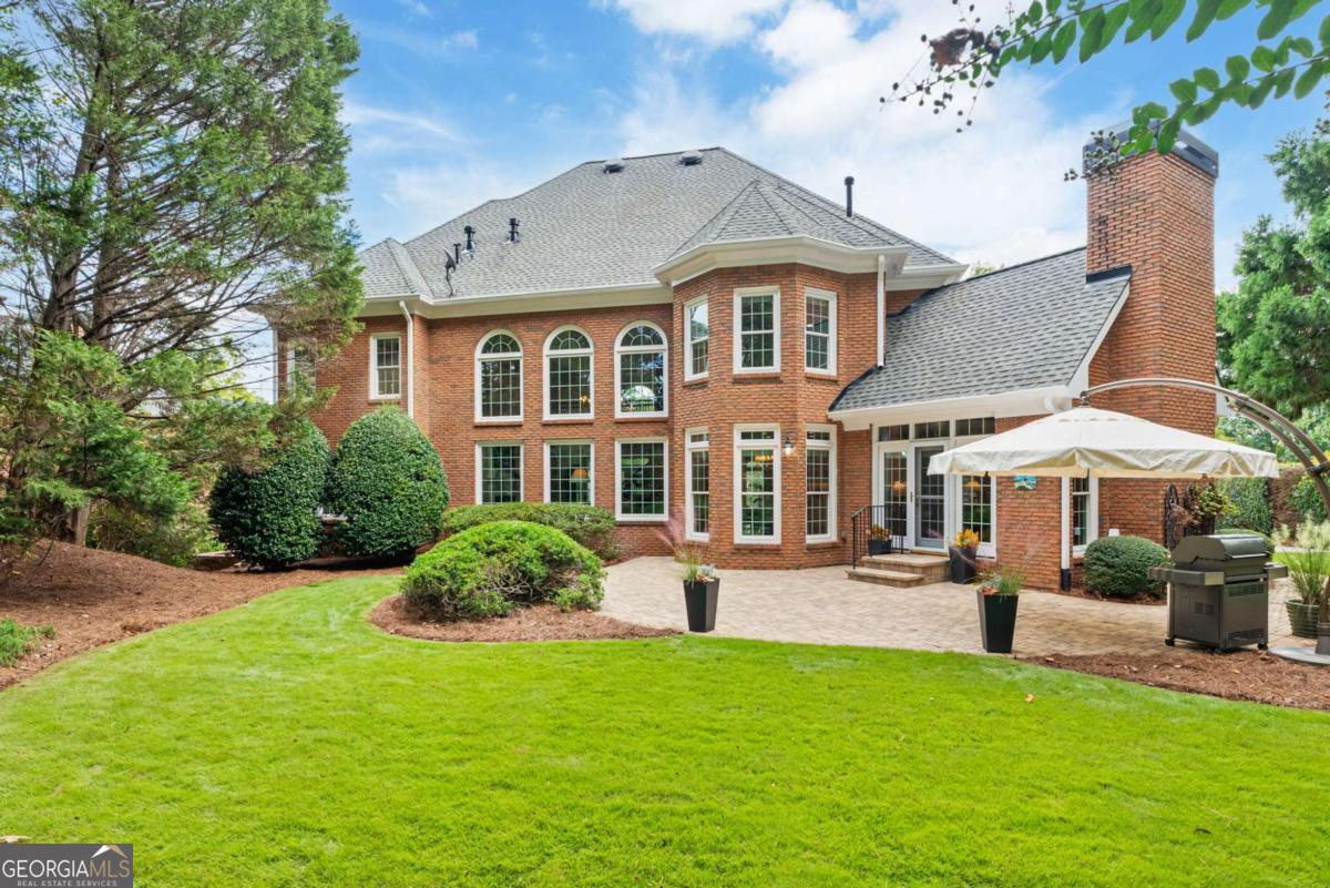 2175 Lake Shore LNDG