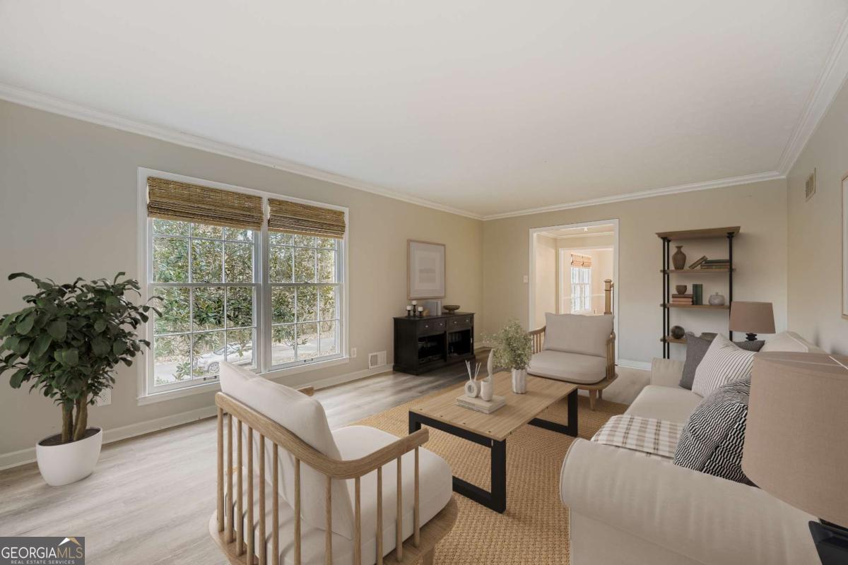 3321 Elm Creek DR NW