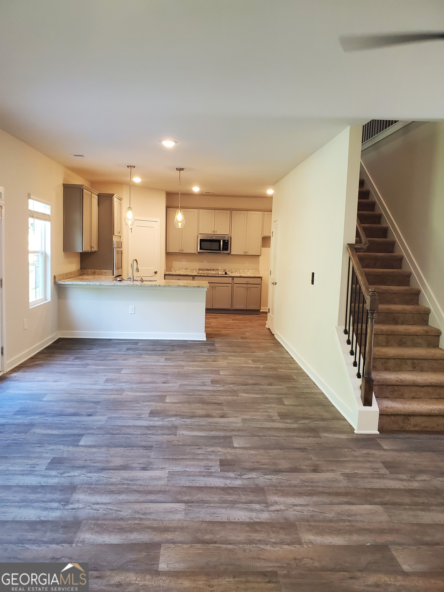 Creekbend Overlook - Residential
