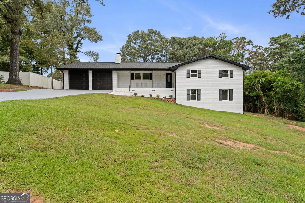 Photo of 504 Ashby Way, Warner Robins, GA 31088 (MLS # 10849633)
