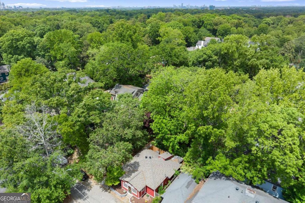 Photo of 209 Hampshire Avenue, Decatur, GA 30030 (MLS # 10742241)