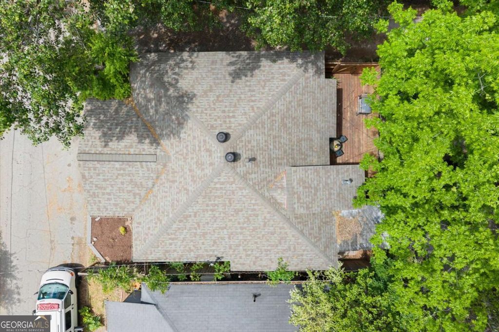 Photo of 209 Hampshire Avenue, Decatur, GA 30030 (MLS # 10742241)