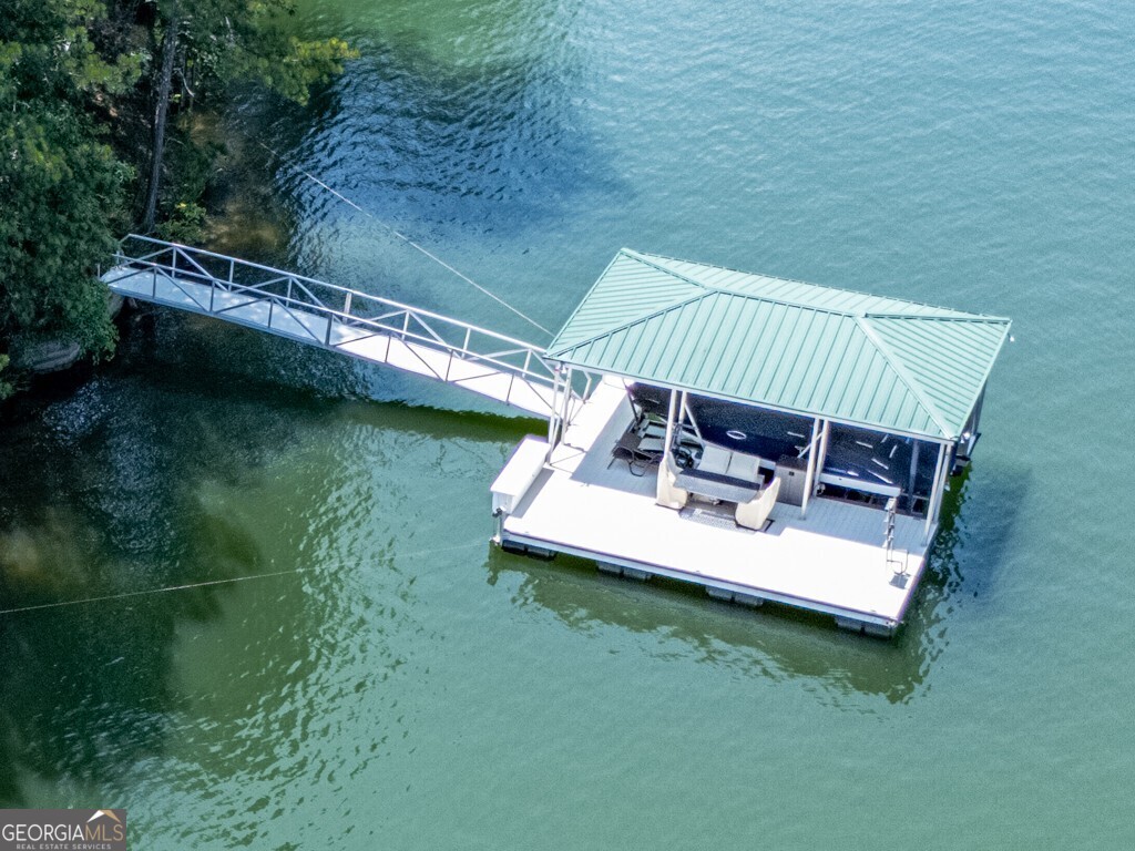 7560 Island Mill RD