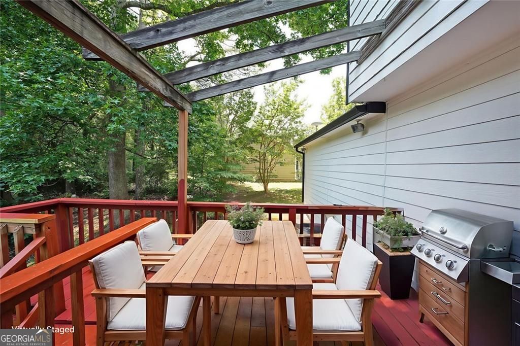 3087 Drexel LN