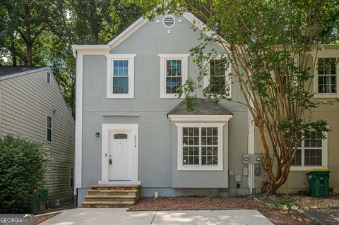 6614 Meadow Green CIR Peachtree Corners GA 30092