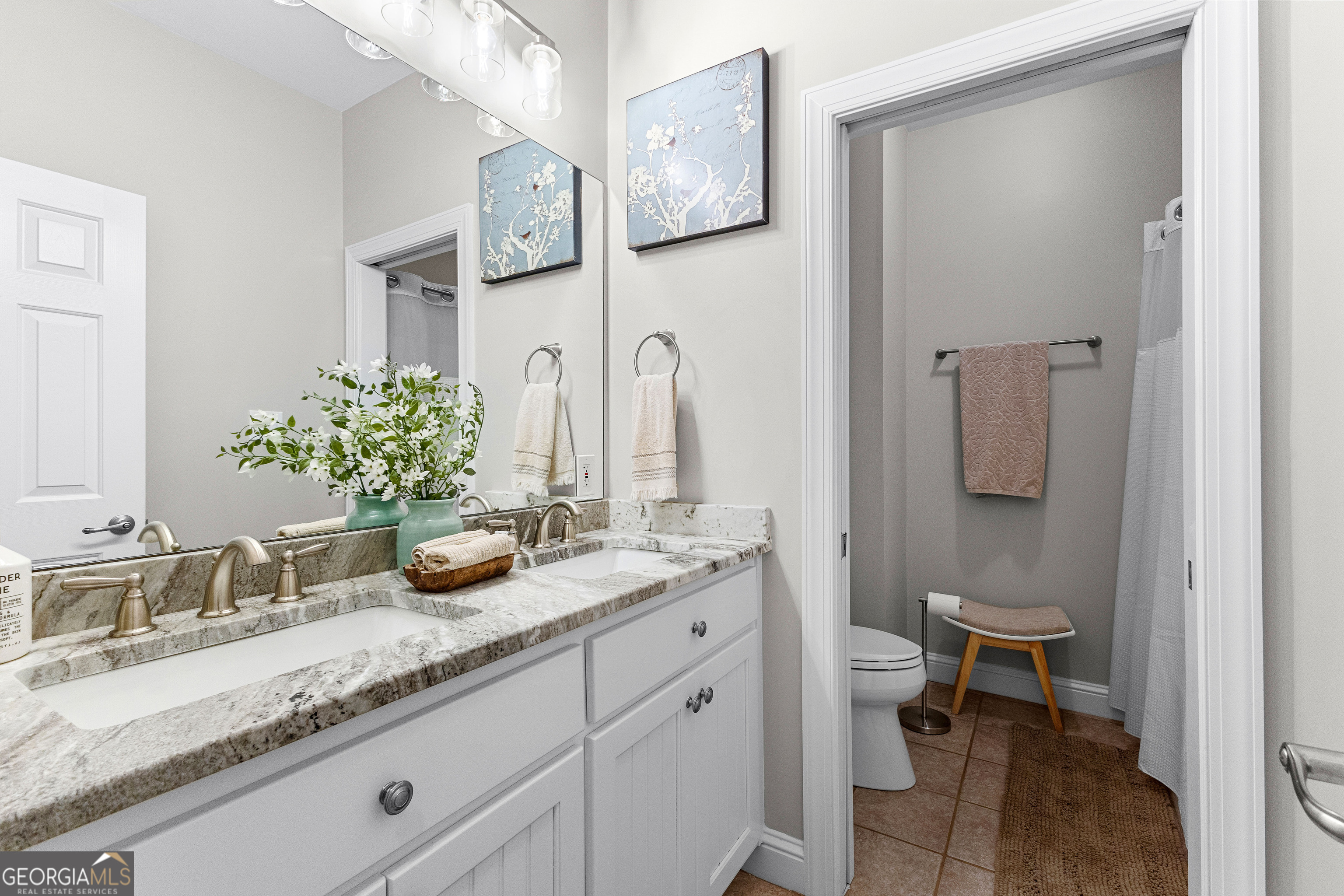 Peachtree City, Georgia 30269, United States, 5 Bedrooms Bedrooms, ,4 BathroomsBathrooms,Residential,Pending,82994