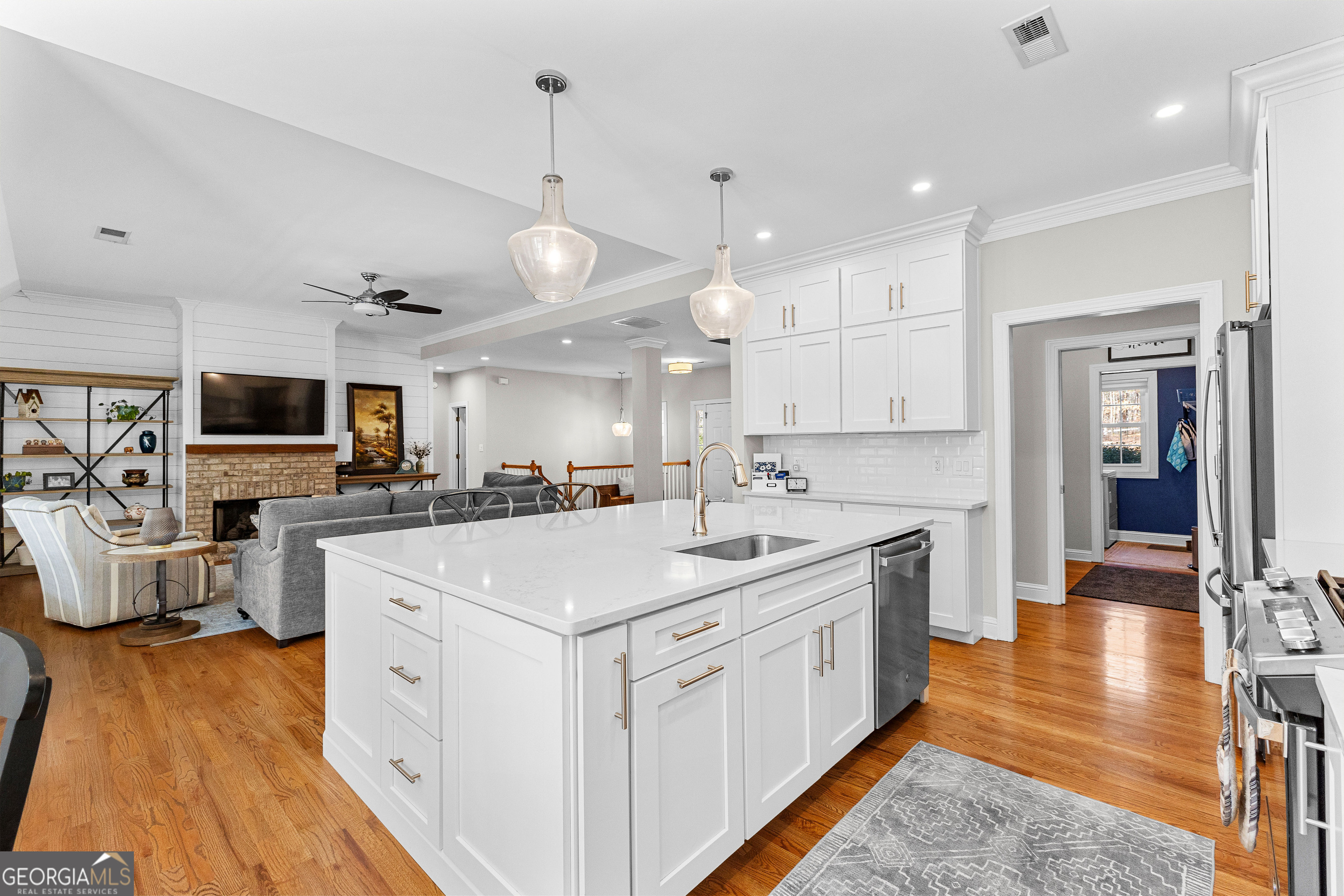 Peachtree City, Georgia 30269, United States, 5 Bedrooms Bedrooms, ,4 BathroomsBathrooms,Residential,Pending,82994