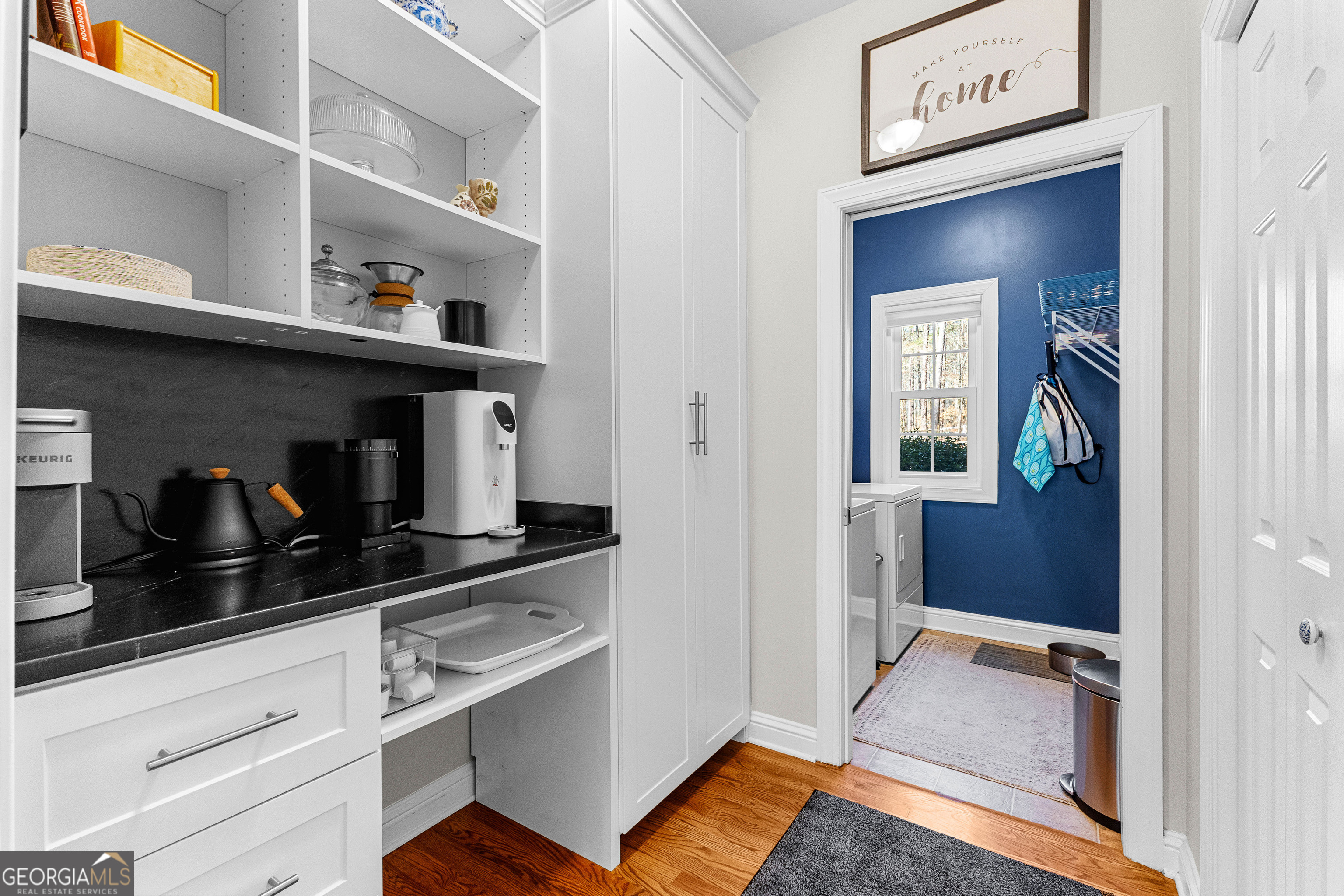 Peachtree City, Georgia 30269, United States, 5 Bedrooms Bedrooms, ,4 BathroomsBathrooms,Residential,Pending,82994