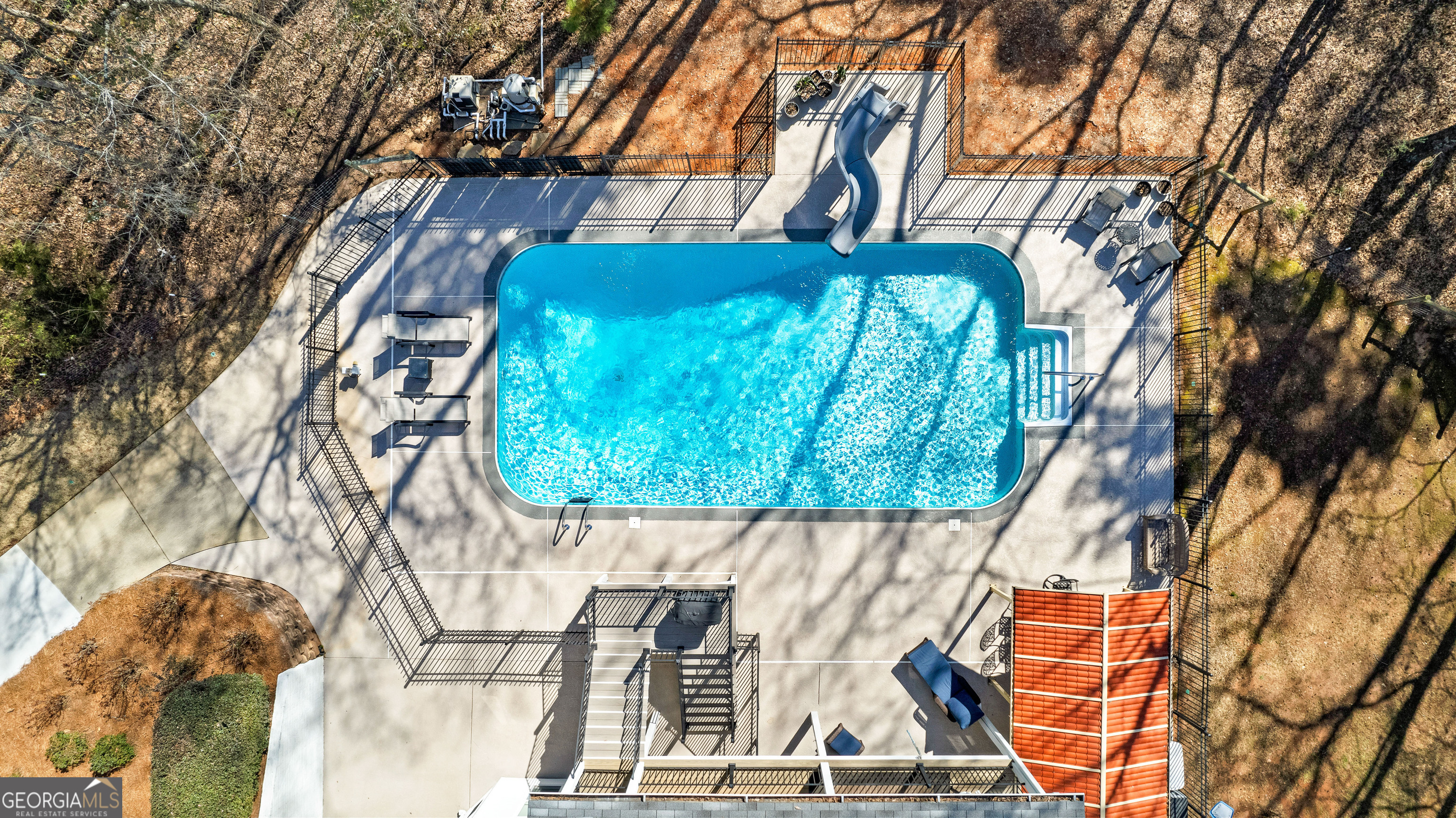 Peachtree City, Georgia 30269, United States, 5 Bedrooms Bedrooms, ,4 BathroomsBathrooms,Residential,Pending,82994