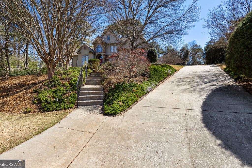 Photo of 322 Loring Lane, Peachtree City, GA 30269 (MLS # 10774678)