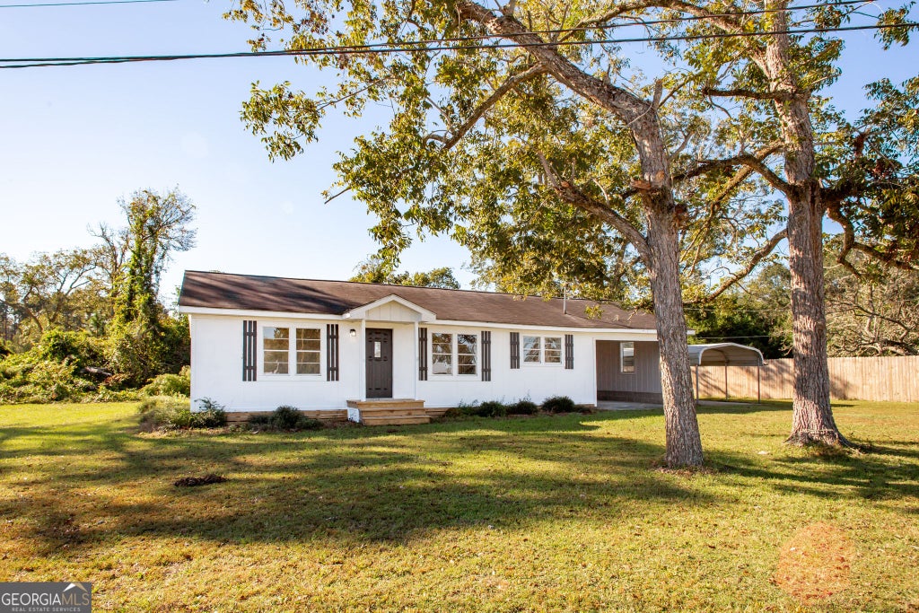 Photo of 4417 Railroad Avenue, Waycross, GA 31503 (MLS # 10877768)