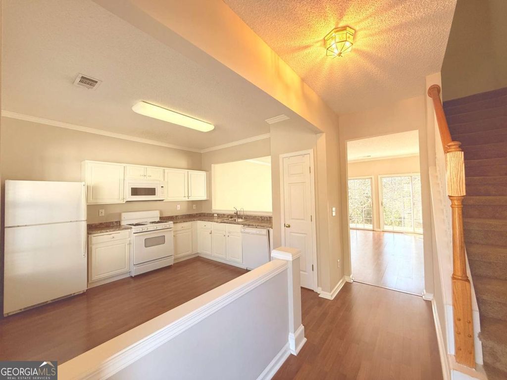 Photo of 40 Highoak Drive NE, Marietta, GA 30066 (MLS # 10776074)