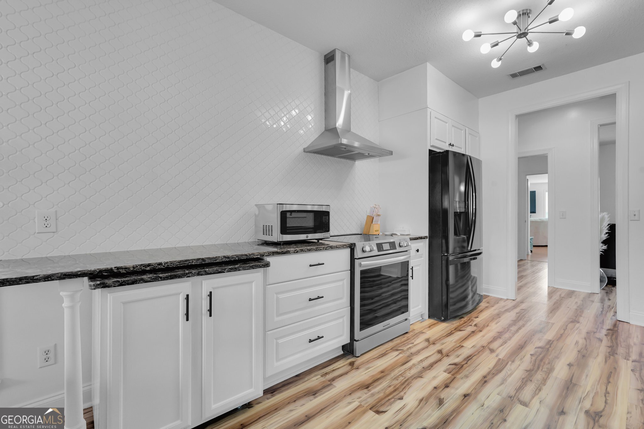 Statesboro, Georgia 30461, United States, 5 Bedrooms Bedrooms, ,3 BathroomsBathrooms,Residential,Active,109503