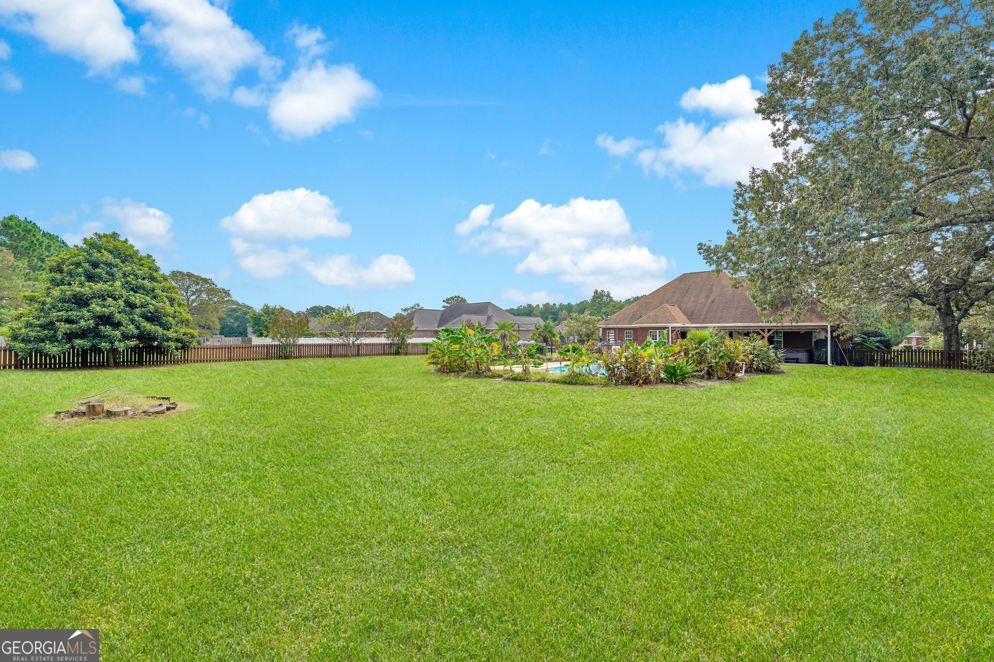 Statesboro, Georgia 30461, United States, 5 Bedrooms Bedrooms, ,3 BathroomsBathrooms,Residential,Active,109503