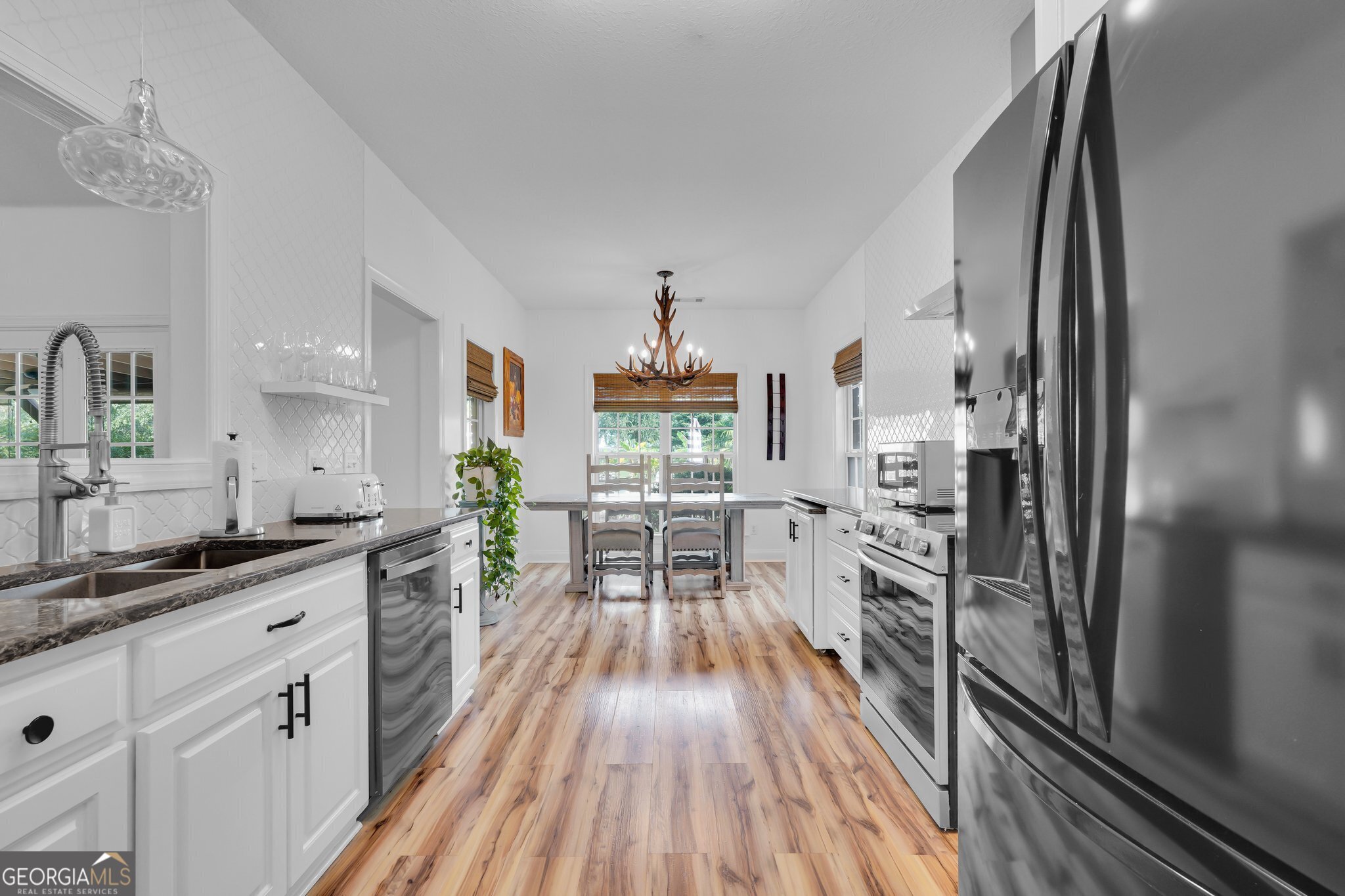 Statesboro, Georgia 30461, United States, 5 Bedrooms Bedrooms, ,3 BathroomsBathrooms,Residential,Active,109503