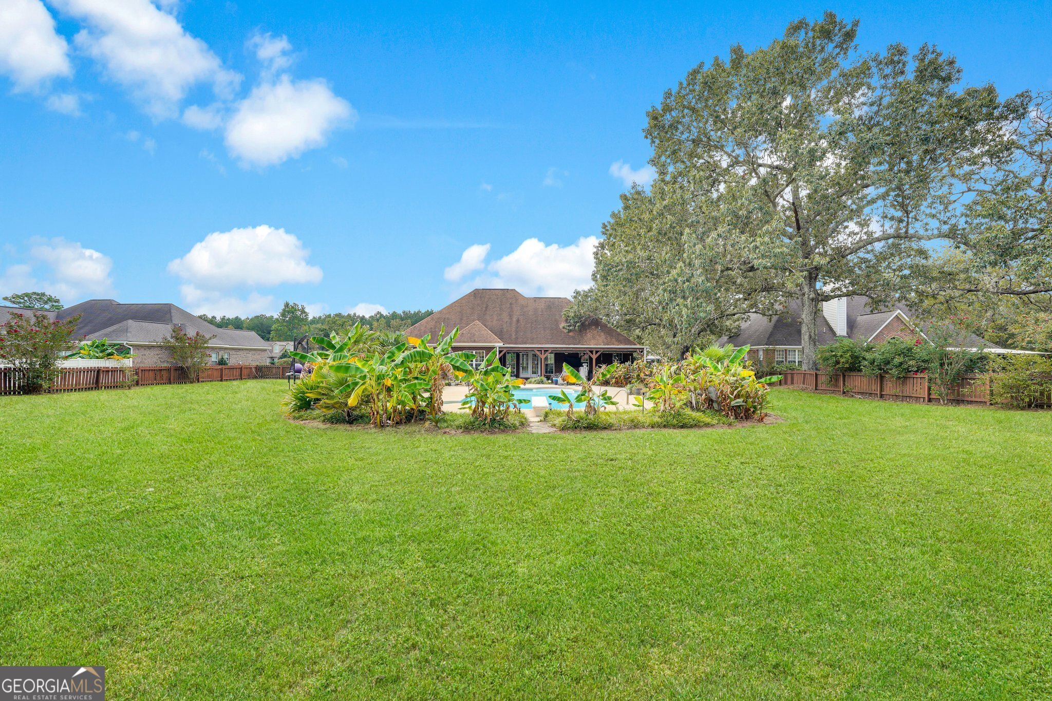 Statesboro, Georgia 30461, United States, 5 Bedrooms Bedrooms, ,3 BathroomsBathrooms,Residential,Active,109503