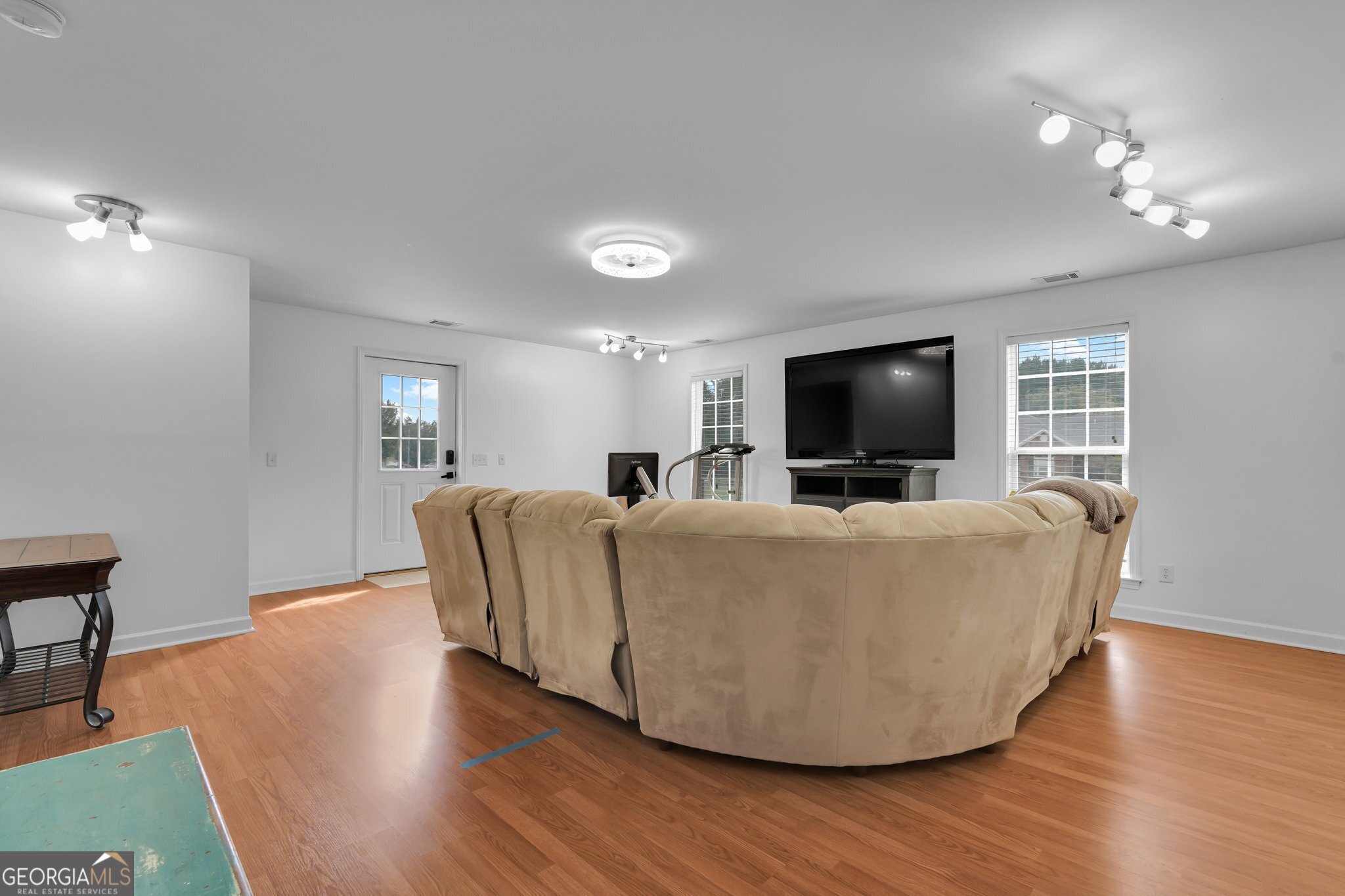 Statesboro, Georgia 30461, United States, 5 Bedrooms Bedrooms, ,3 BathroomsBathrooms,Residential,Active,109503