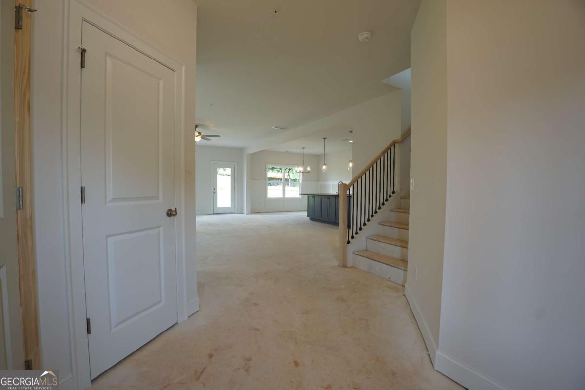 45 Aviation RD SE
