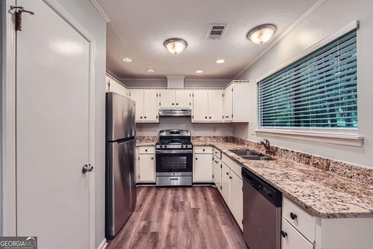 Lamplighter Cove - Residential