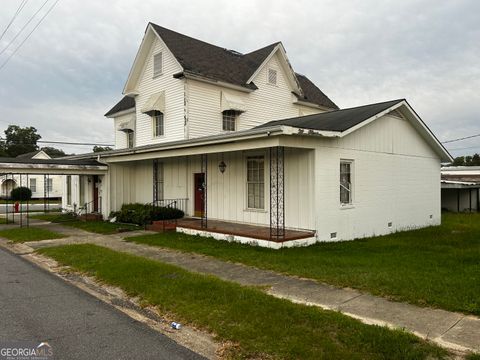 5218 4th AVE Eastman GA 31023