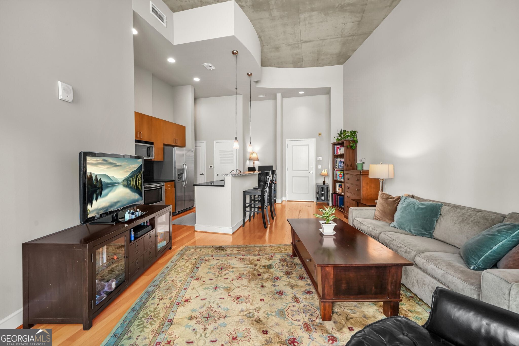 44 Peachtree PL NW 525