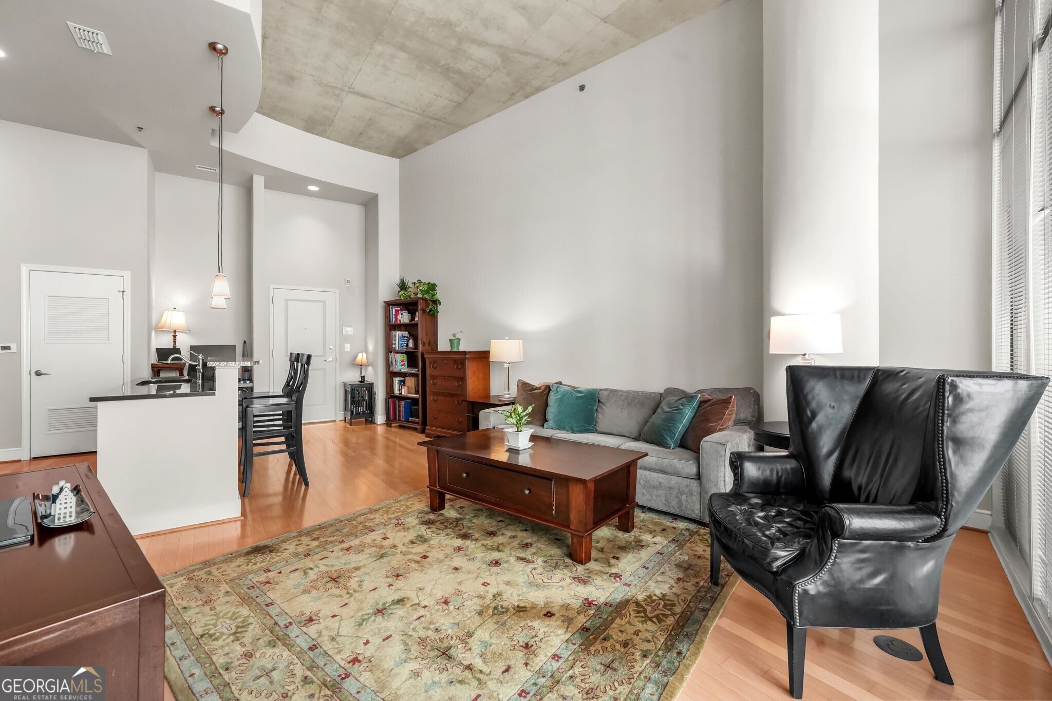 44 Peachtree PL NW 525