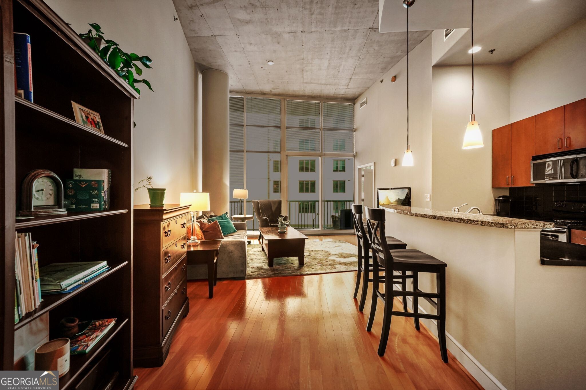 44 Peachtree PL NW 525