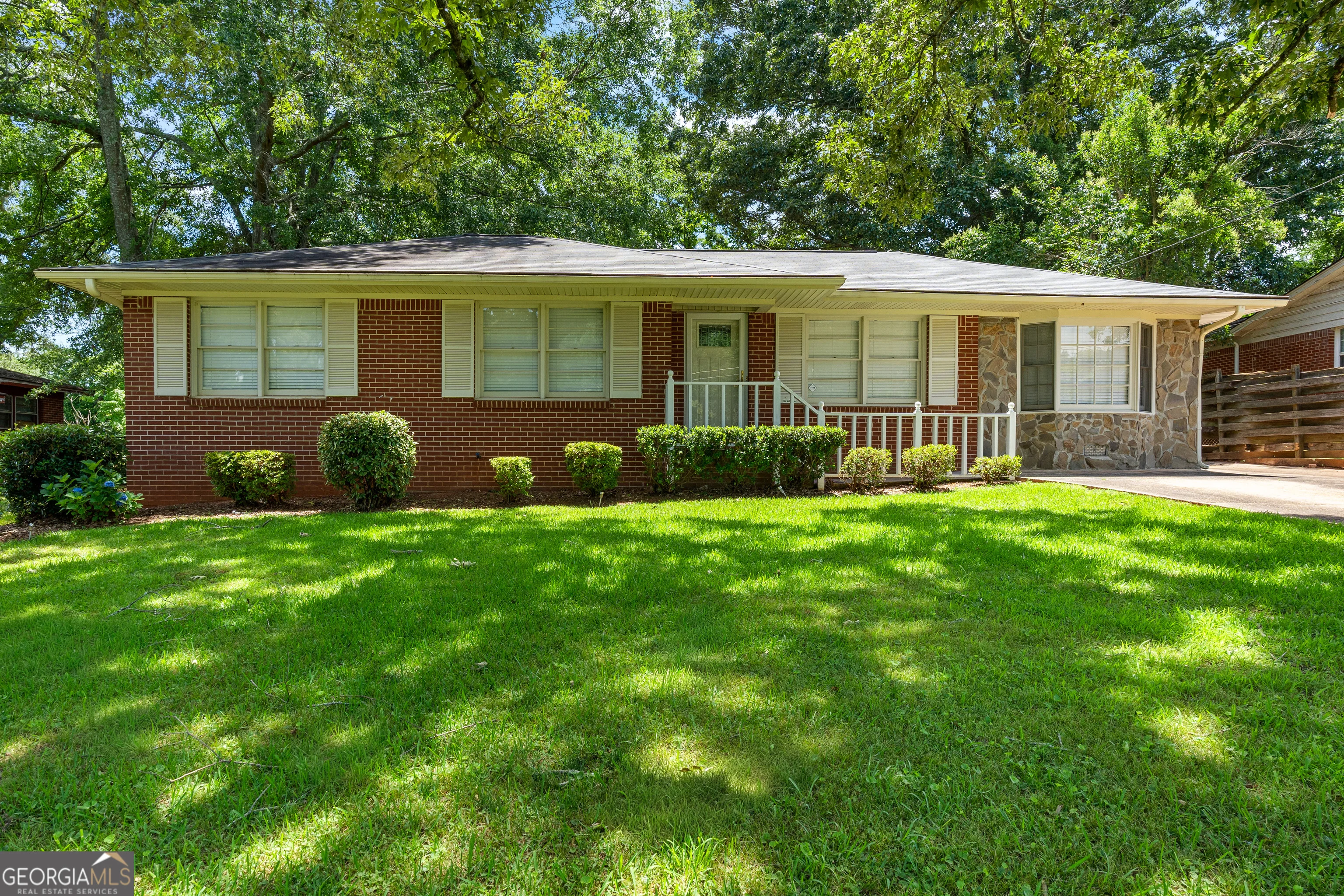 1732 E Mercer Drive